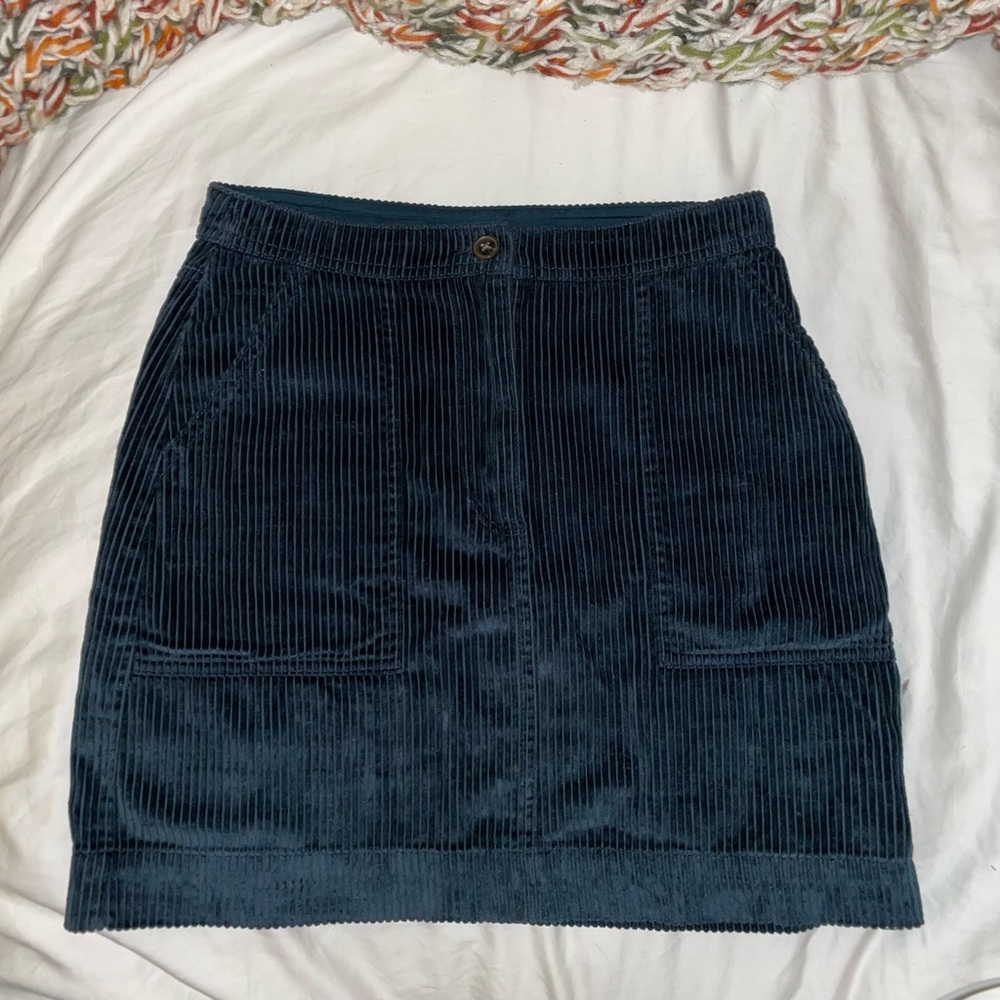 Gap green corduroy skirt